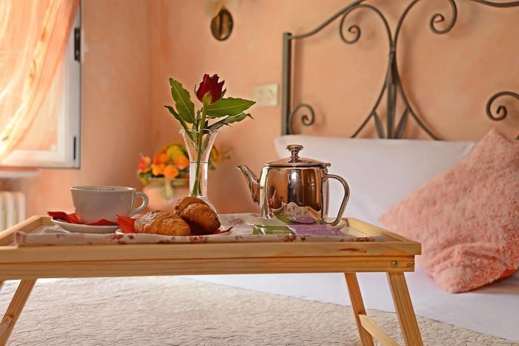 Montepulciano Stazione Meuble Evoe Bed & Breakfast エクステリア 写真